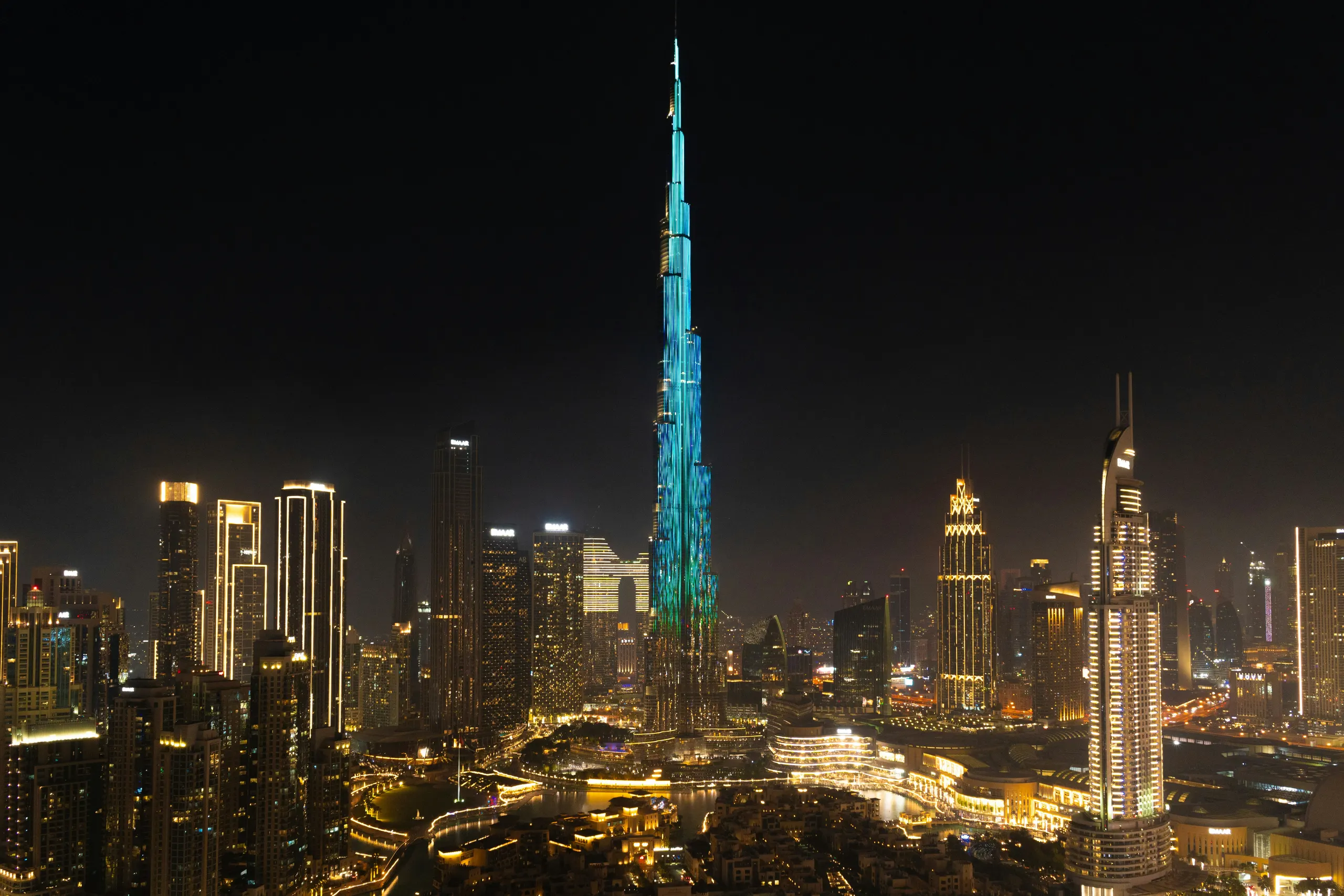 Burj Khalifa at night